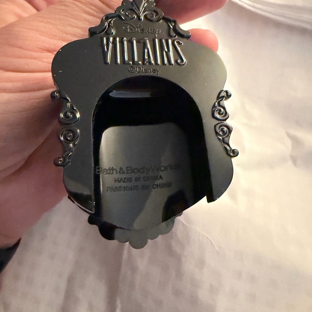 Bath and Body Works pocket bac holder for Evil Queen - Picture 2 of 5